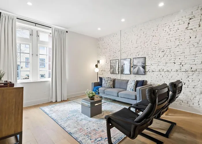 Apartment Hostwise - The Palo - No Stairs, Mexican War Streets, Family Friendly