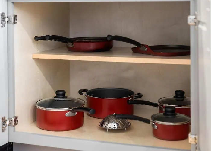 Hostwise - The Palo - No Stairs, Mexican War Streets, Family Friendly Apartment Pittsburgh